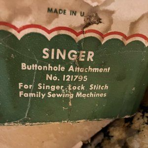 Singer Buttonohole Attachment 121795
